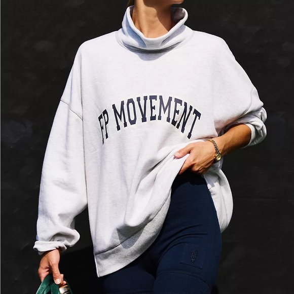 FP movement victory set sweater + biker shorts - Picture 3 of 6
